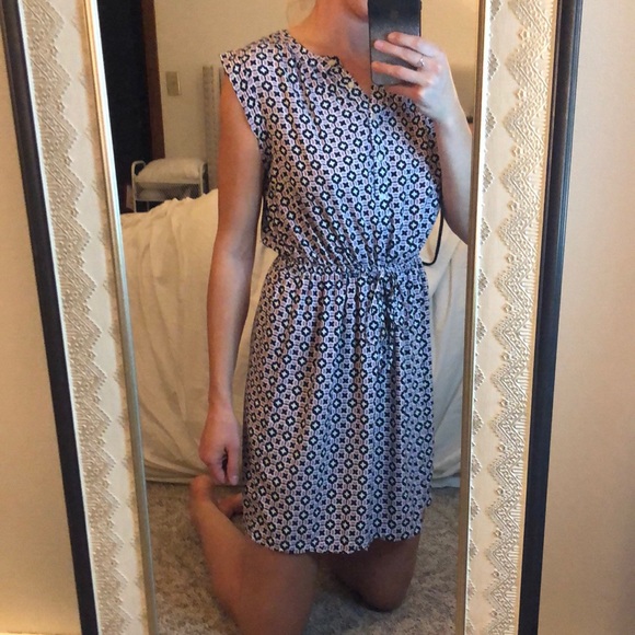 LOFT Dresses & Skirts - Ann Taylor Loft Dress